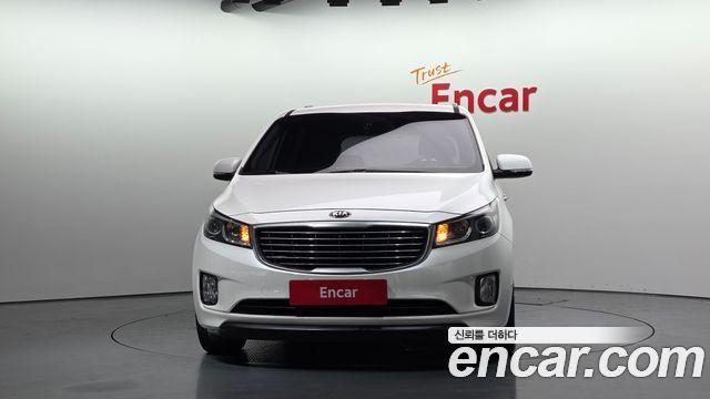 Kia Carnival 11-seater Luxury 2015 — фото 3