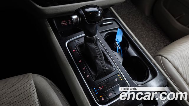 Kia Carnival 11-seater Luxury 2015 — фото 9