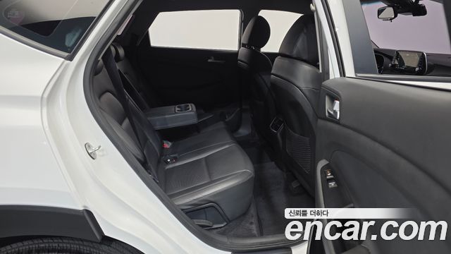 Hyundai Tucson Diesel 2.0 2WD Modern 2019 — фото 12