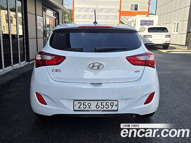Hyundai i30 2.0 PYL 2016 — фото 4