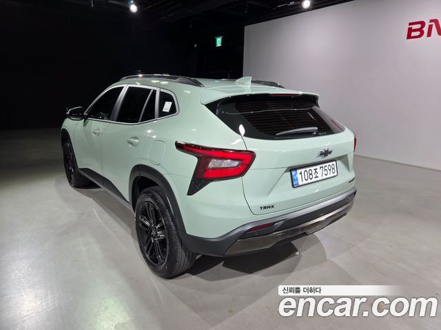 Chevrolet Trax Crossover 1.2 ACTIV 2025 — фото 4