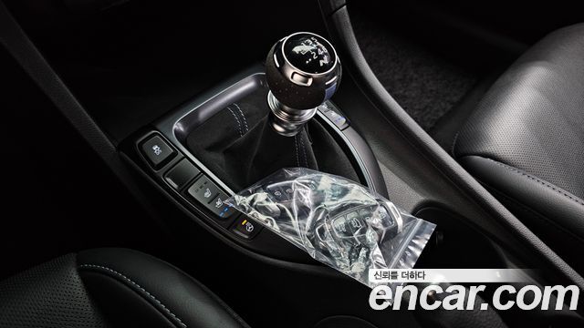 Hyundai Veloster (JS) 2.0 N 2020 — фото 9