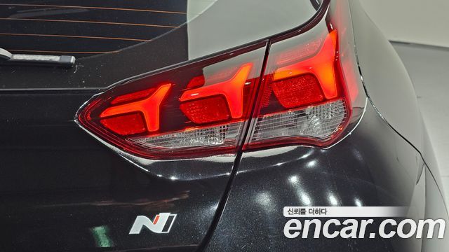 Hyundai Veloster (JS) 2.0 N 2020 — фото 23