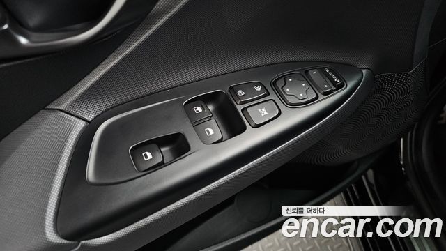 Hyundai Veloster (JS) 2.0 N 2020 — фото 29