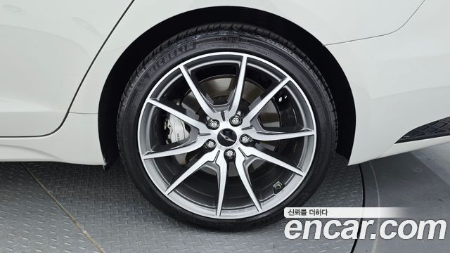 Genesis G70 Gasoline 2.5T 4WD 2024 — фото 21