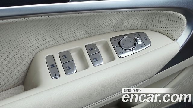 Genesis G70 Gasoline 2.5T 4WD 2024 — фото 29