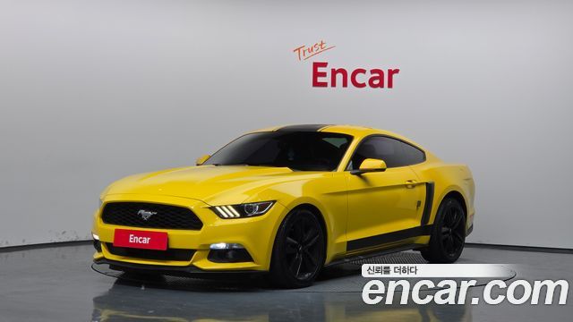 Ford Mustang Coupe