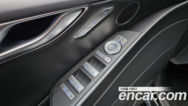 Genesis G80 (RG3) Gasoline 2.5 Turbo 2WD 2022 — фото 13