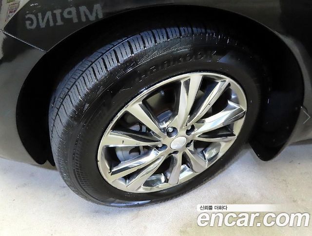 Kia Carnival 9-Seater Prstige 2019 — фото 24