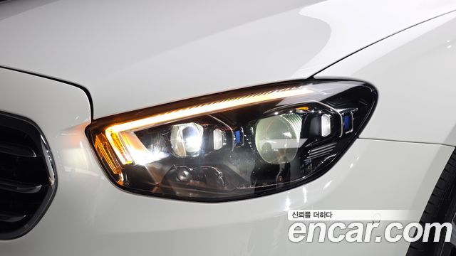 Mercedes-Benz E-Class (W213) E300e 4MATIC Exclusive 2021 — фото 22
