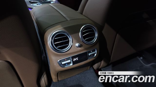 Mercedes-Benz E-Class (W213) E300e 4MATIC Exclusive 2021 — фото 31