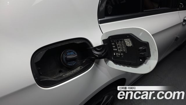 Mercedes-Benz E-Class (W213) E300e 4MATIC Exclusive 2021 — фото 36