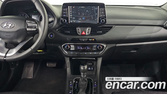 Hyundai i30 (PD) 1.4 Turbo Modern 2017 — фото 14