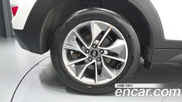 Hyundai Tucson Diesel 2.0 2WD Premium 2018 — фото 5