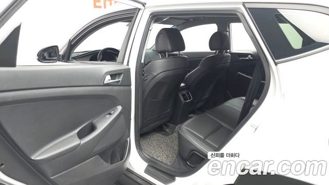 Hyundai Tucson Diesel 2.0 2WD Premium 2018 — фото 26