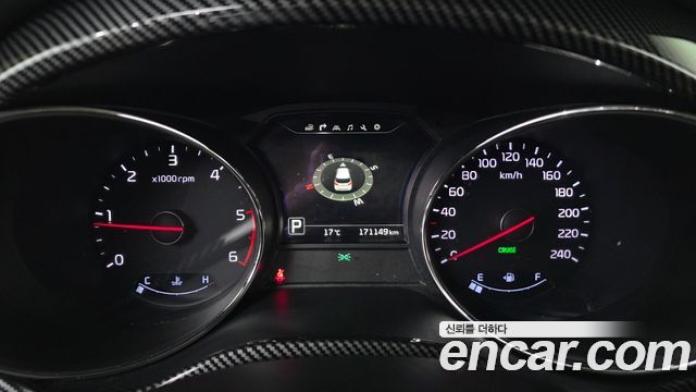 Kia Carnival 9-seater Noblesse 2016 — фото 8