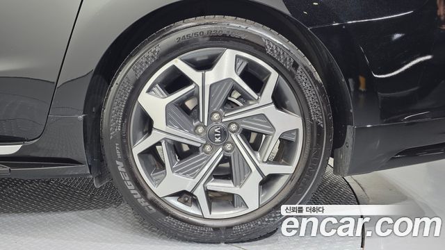 Kia Carnival 9-seater Noblesse 2016 — фото 21