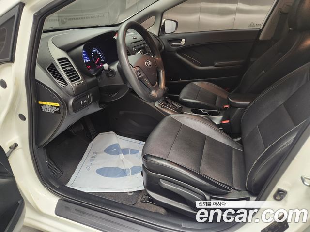 Kia K3 Deluxe 2015 — фото 15