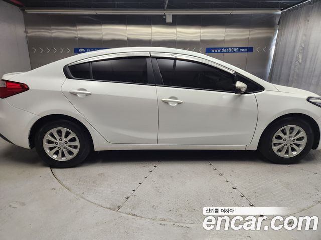 Kia K3 Deluxe 2015 — фото 18