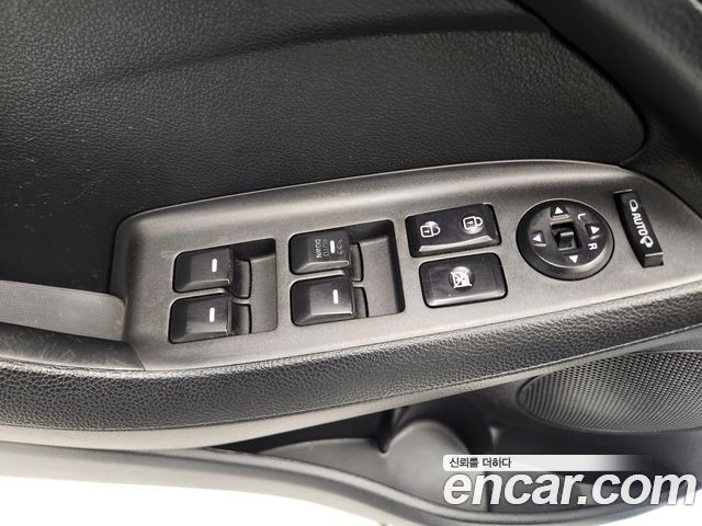 Kia K3 Deluxe 2015 — фото 22