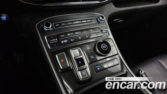 Hyundai Santa Fe HEV 1.6 2WD Exclusive 2023 — фото 9