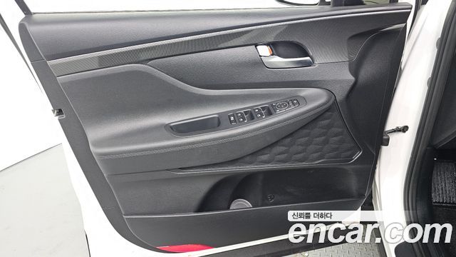 Hyundai Santa Fe HEV 1.6 2WD Exclusive 2023 — фото 24