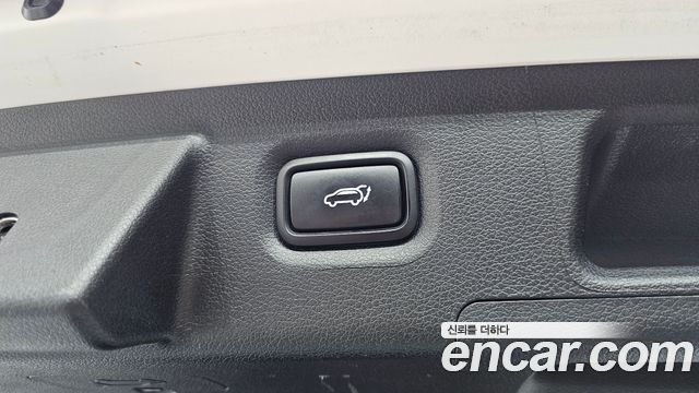 Hyundai Santa Fe HEV 1.6 2WD Exclusive 2023 — фото 35