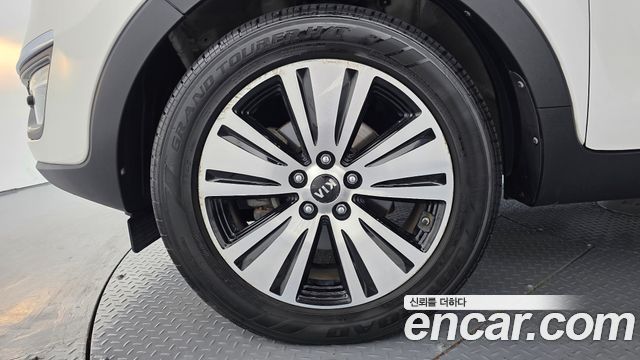 Kia Sportage R Diesel 2WD Trendy 2015 — фото 5