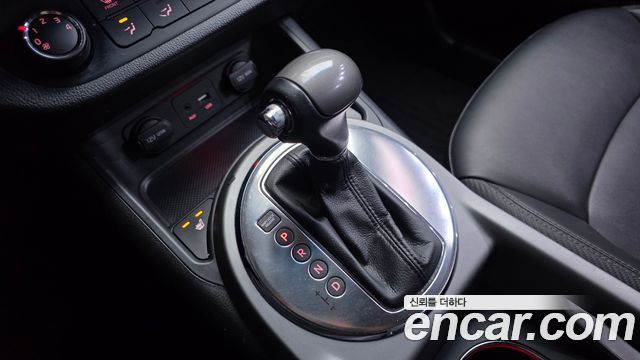 Kia Sportage R Diesel 2WD Trendy 2015 — фото 9