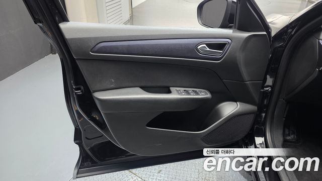 Renault Korea XM3 1.6 GTe LE 2020 — фото 24