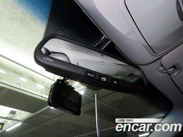 Hyundai Santa Fe The Prime Diesel 2.0 2WD Smart 2016 — фото 19