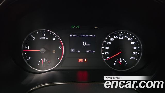 Kia Seltos Diesel 1.6 2WD Prestige 2022 — фото 8