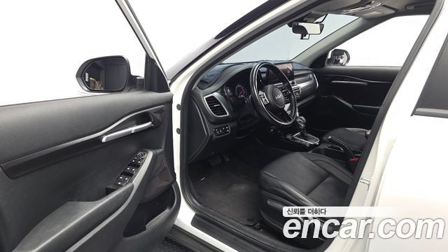 Kia Seltos Diesel 1.6 2WD Prestige 2022 — фото 10