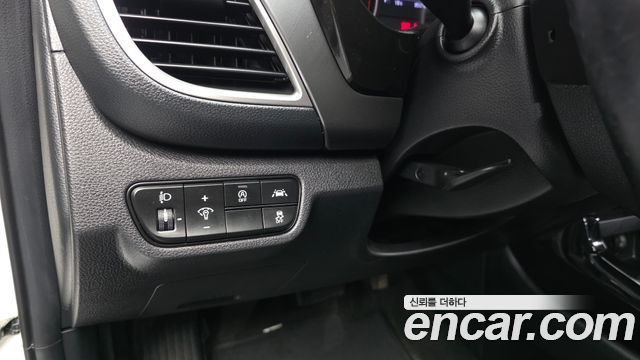 Kia Seltos Diesel 1.6 2WD Prestige 2022 — фото 18
