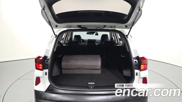 Kia Seltos Diesel 1.6 2WD Prestige 2022 — фото 20