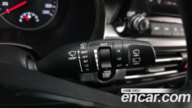 Kia Seltos Diesel 1.6 2WD Prestige 2022 — фото 28