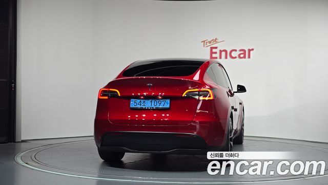 Tesla Model Y Standard Range RWD 2021 — фото 4