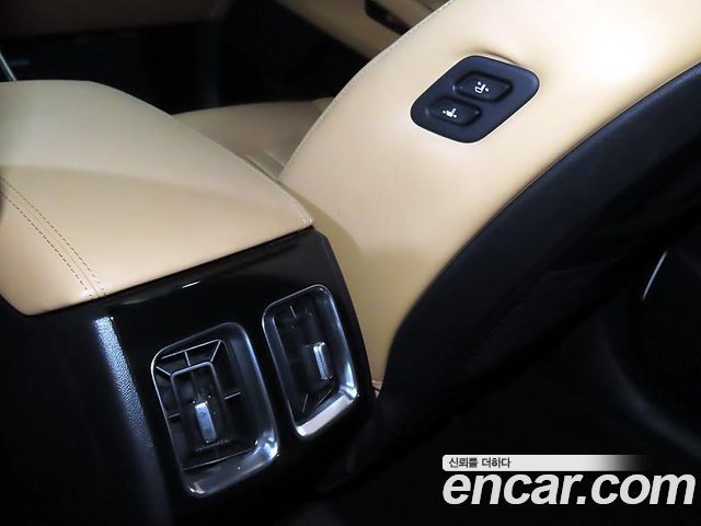 Kia Sorento (IV) HEV 1.6 2WD Prestige 2023 — фото 18