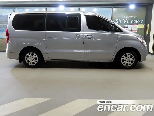 Hyundai Grand Starex 12-Seater Wagon CVX Deluxe 2015 — фото 3