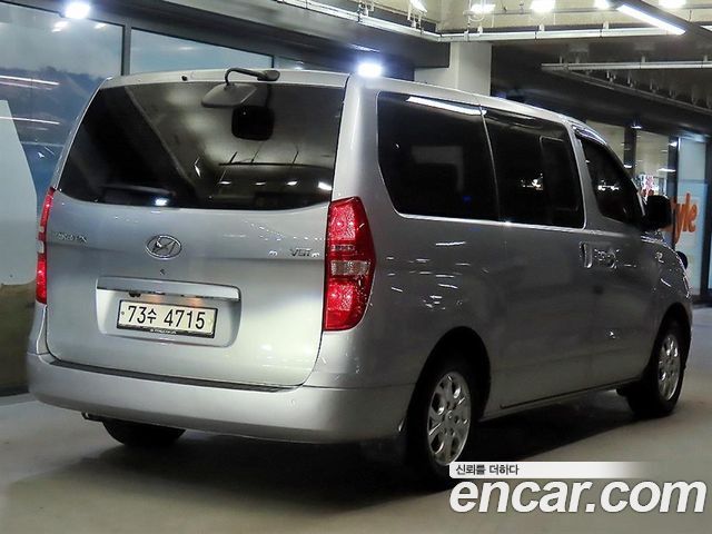 Hyundai Grand Starex 12-Seater Wagon CVX Deluxe 2015 — фото 4