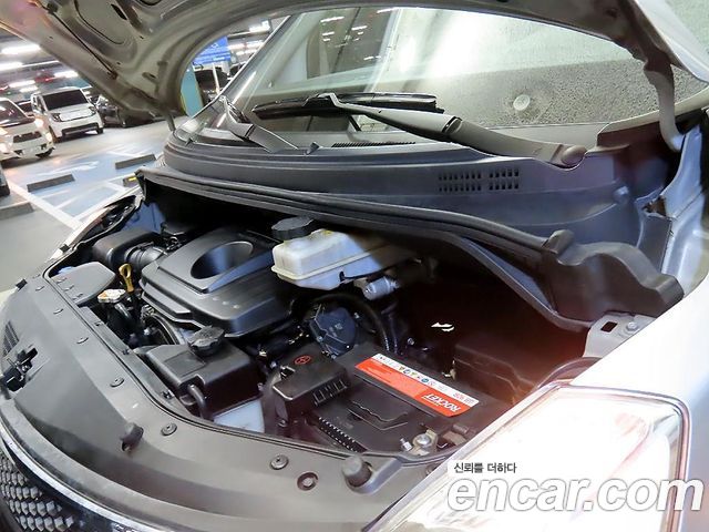 Hyundai Grand Starex 12-Seater Wagon CVX Deluxe 2015 — фото 20