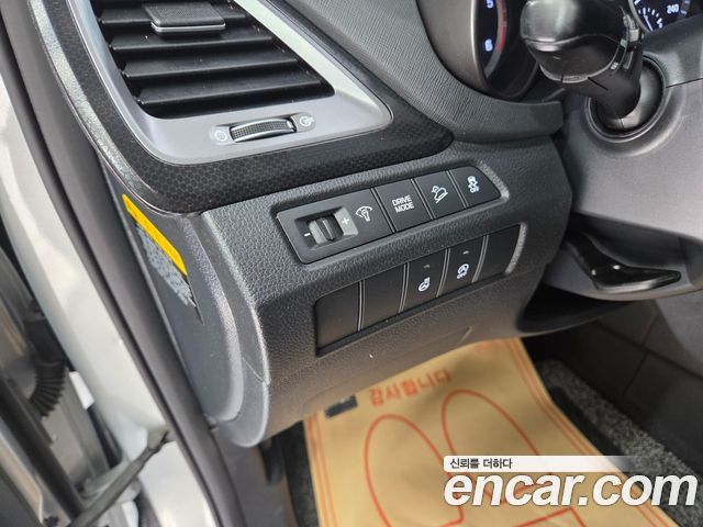 Hyundai Santa Fe The Prime Diesel 2.0 2WD Premium 2016 — фото 21