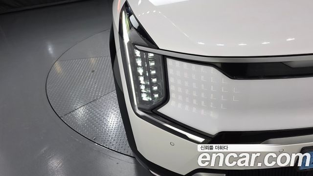 Kia EV9 Long Range 4WD Earth 2024 — фото 22