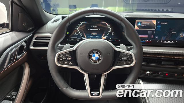 BMW 4 Series (G22) 420i M Sport Convertible 2025 — фото 12