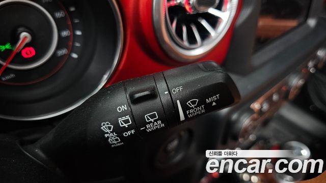 Jeep Wrangler (JL) 2.0 Rubicon Power Top 4Door 2019 — фото 30