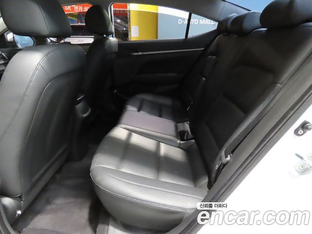 Hyundai Avante (AD) 1.6 GDI Value Plus 2018 — фото 6