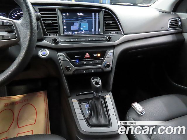Hyundai Avante (AD) 1.6 GDI Value Plus 2018 — фото 7