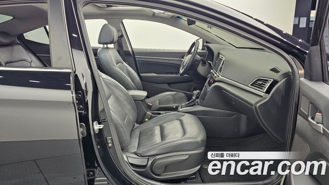 Hyundai Avante (AD) 1.6 GDI Premium 2016 — фото 11
