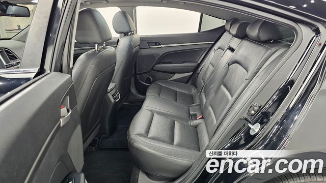 Hyundai Avante (AD) 1.6 GDI Premium 2016 — фото 12