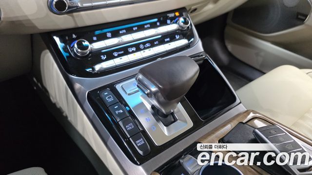 Genesis EQ900 5.0 GDI AWD Prestige 2016 — фото 9